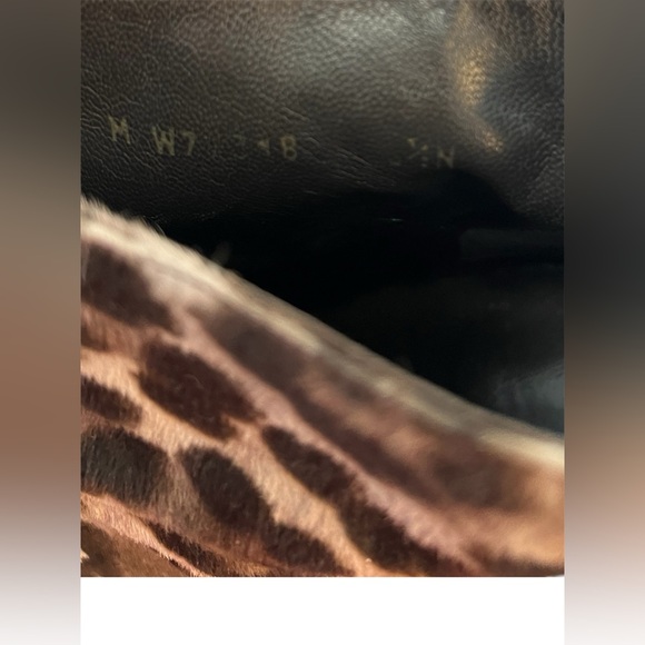 Stuart Weitzman Leopard Calf Hair Ankle Booties Size 7 Stiletto Heel Designer - Picture 3 of 6